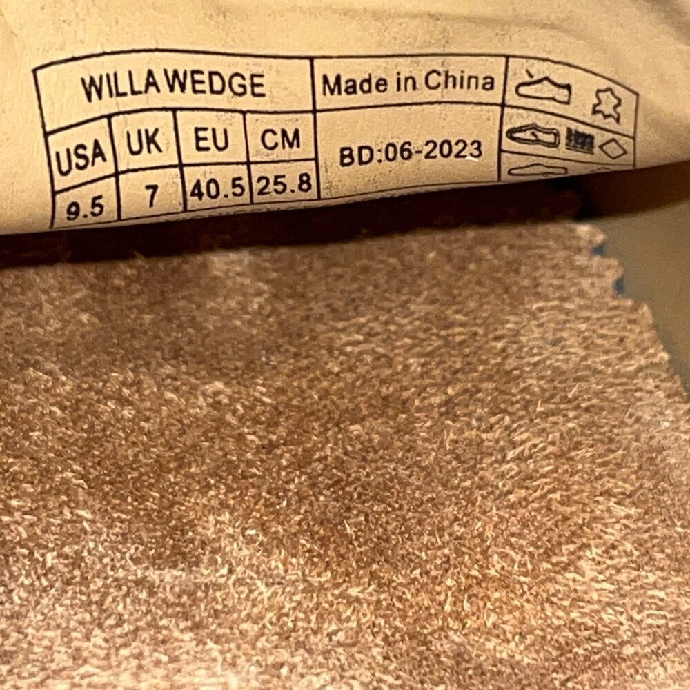 Vionic Willa Wedge - Toffee Suede - Euc - 9.5 - image 8